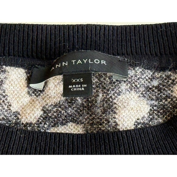 Ann Taylor Sweater Womens Medium Leopard Black Brown Long Sleeve Knit Wool Blend - Picture 3 of 4